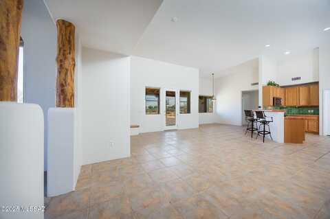 6294 S Eagles Talon Parkway, Tucson, AZ 85757
