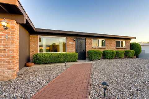 9010 E 3rd Street, Tucson, AZ 85710