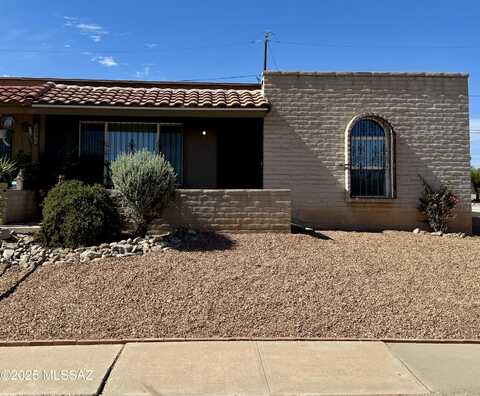 1826 W Dominy Road, Tucson, AZ 85713
