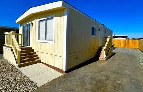 720 Worth Avenue, Porterville, CA 93257