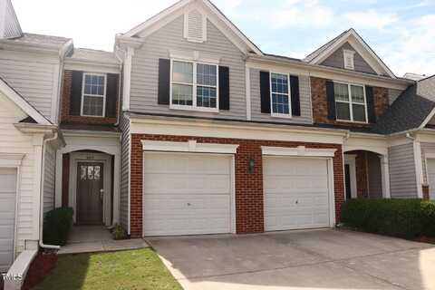 8217 Pilots View Dr, Raleigh, NC 27617