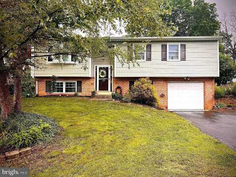 480 HOFFMAN DRIVE, HARRISBURG, PA 17111