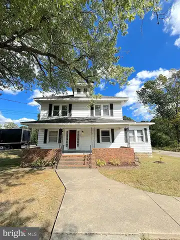 405/383 S WHITE HORSE PIKE S, HAMMONTON, NJ 08037