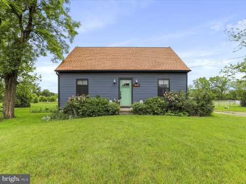 321 W MAIN STREET, FAYETTEVILLE, PA 17222