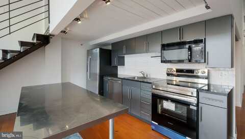 1027 ARCH STREET, PHILADELPHIA, PA 19107