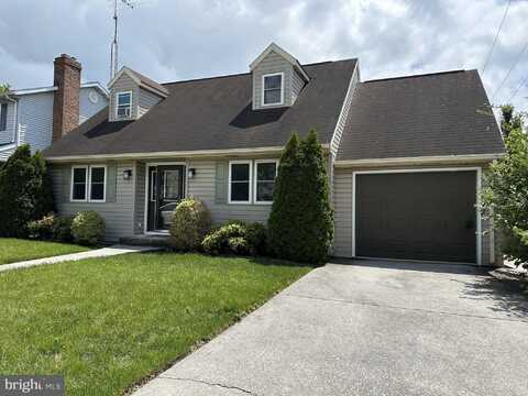 514 HARTMAN AVENUE, HANOVER, PA 17331