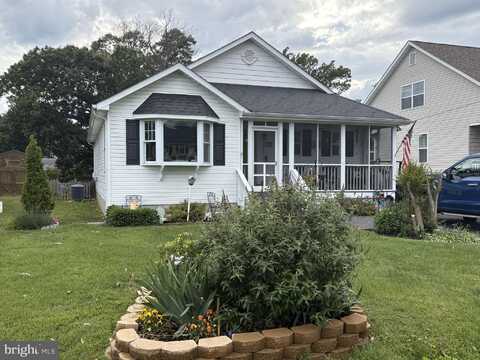 527 MONROE BAY AVENUE, COLONIAL BEACH, VA 22443