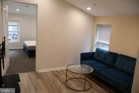 33 S 19TH STREET, PHILADELPHIA, PA 19103