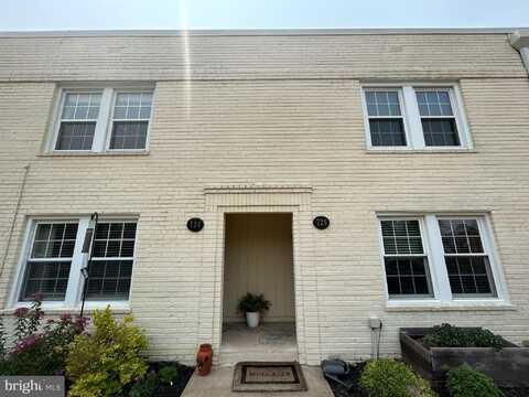 726 OAKLAND STREET N, ARLINGTON, VA 22203