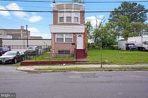 851 CARL MILLER BOULEVARD, CAMDEN, NJ 08104