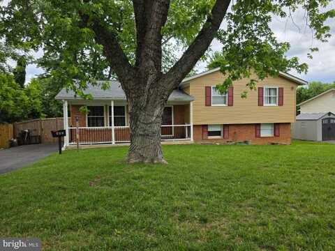 402 W MAPLE AVENUE, STERLING, VA 20164