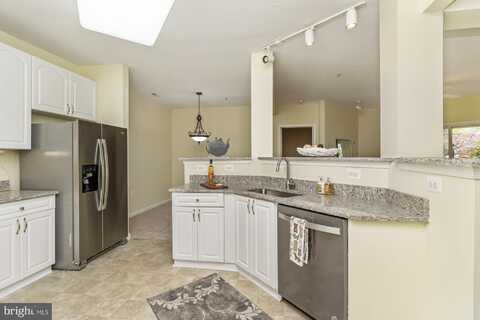 400 SYMPHONY CIRCLE, COCKEYSVILLE, MD 21030