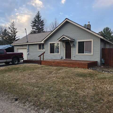 9957 Oakwood Court, Saint Helen, MI 48656