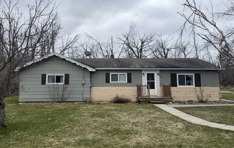 1393 Mackinaw Avenue, Cheboygan, MI 49721