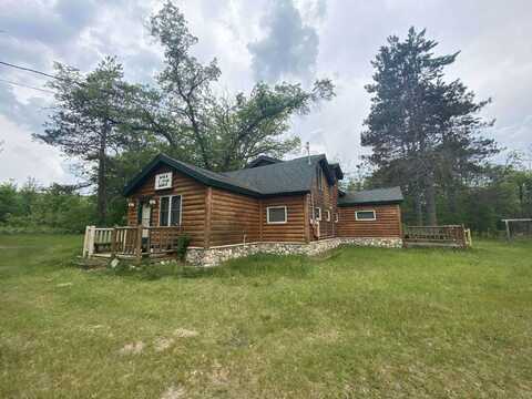 5626 Smith Road, Lewiston, MI 49756