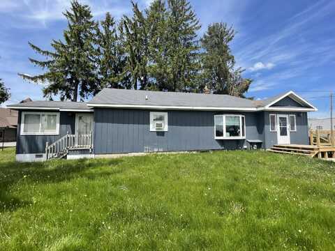 120 S Indiana Avenue, Gaylord, MI 49735