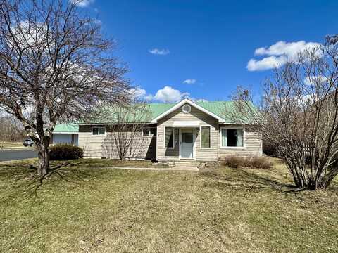 916 W First Street, Cheboygan, MI 49721