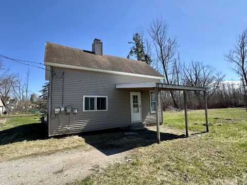 1117 Mackinaw Avenue, Cheboygan, MI 49721