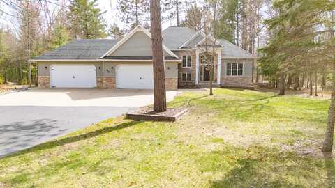 216 Meadowlark Road, Roscommon, MI 48653