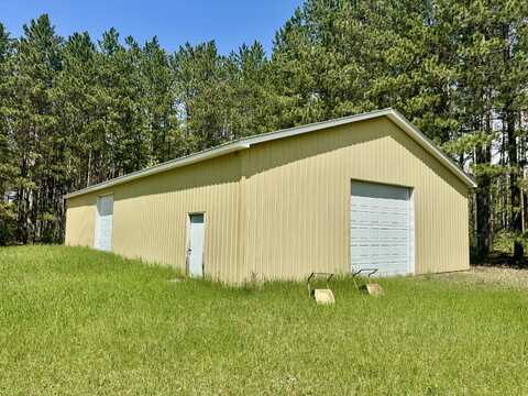 13560 Sturgis Road, Atlanta, MI 49709