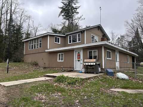 12275 S Kellyville Road, Atlanta, MI 49709