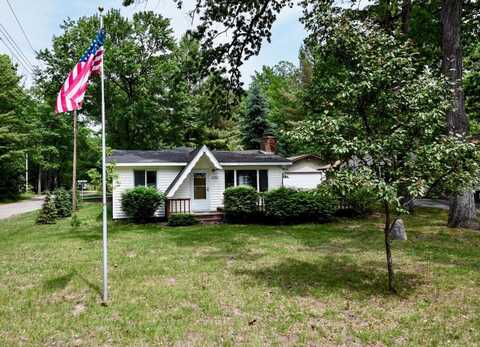 638 Old Trail Drive, Houghton Lake, MI 48629