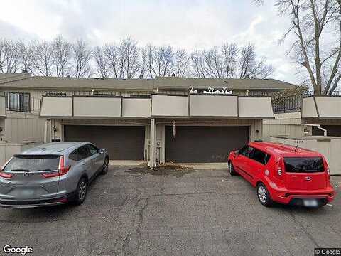 Lake Curve, MINNEAPOLIS, MN 55429