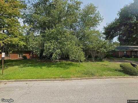Tenth, CLEVELAND, MS 38732