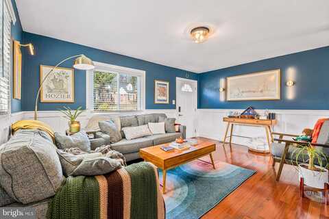 Garrison, HYATTSVILLE, MD 20784