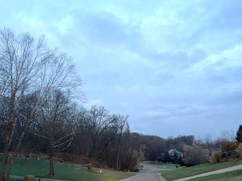 Ravensview, MILFORD, MI 48381