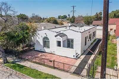 And Grand Avenu, Los Angeles, CA 90011