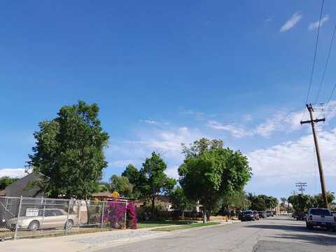 Thompson, HEMET, CA 92543