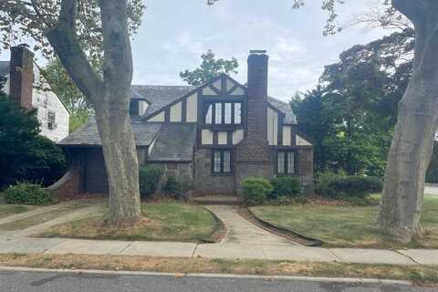 Malverne, MALVERNE, NY 11565