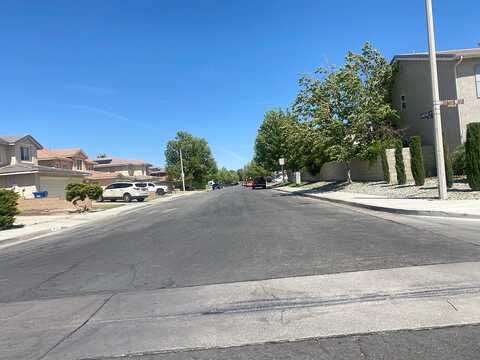 Avenue H5, LANCASTER, CA 93534