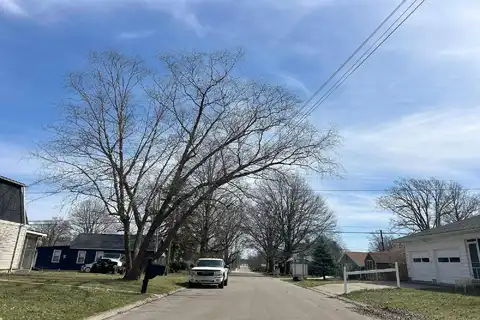 Barber, HARTFORD CITY, IN 47348