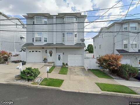 Kermit, STATEN ISLAND, NY 10305