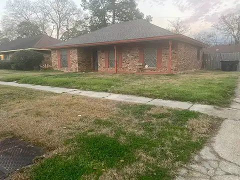 Garnet, BATON ROUGE, LA 70805