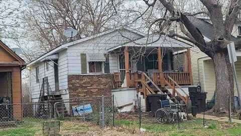 Malone St, Peoria, IL 61605