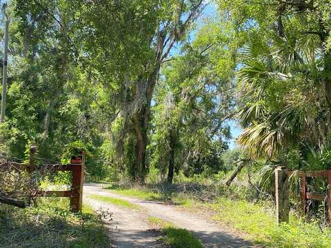 Freeman Courtney, PERRY, FL 32347