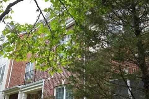 Mary Evelyn, ALEXANDRIA, VA 22309