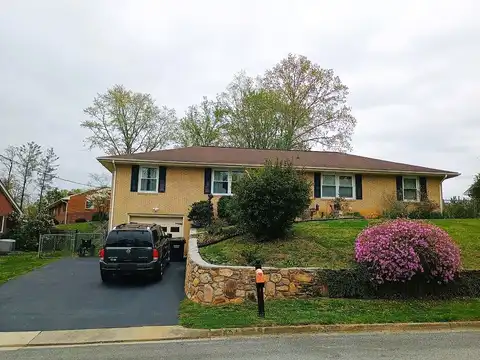 Ingal, SALEM, VA 24153