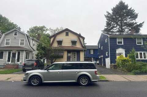 Clinton, EAST ORANGE, NJ 07017