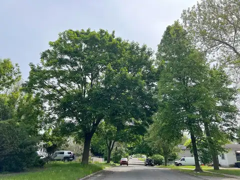 Parkdale, PONTIAC, MI 48340