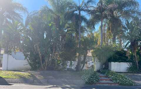 Wilbur, TARZANA, CA 91356