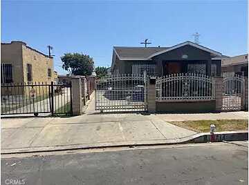 Street &Amp; Hoover Stree, Los Angeles, CA 90059