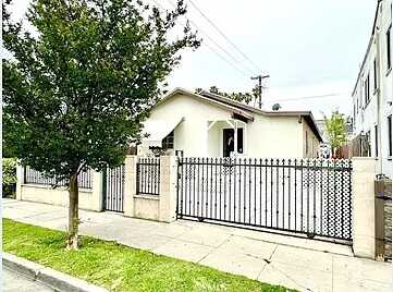 Street &Amp; Vermont Avenu, Los Angeles, CA 90057