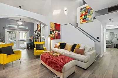 Beac, Los Angeles, CA 90035