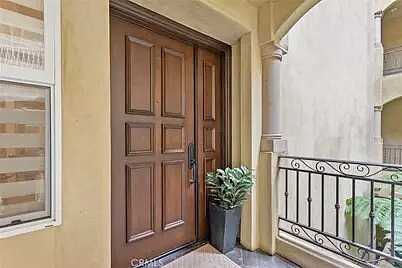 Between Winnetka Ave And Arminta Stree, Los Angeles, CA 90066