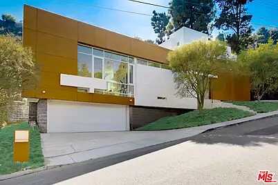 Beverly And Robertso, Los Angeles, CA 90048