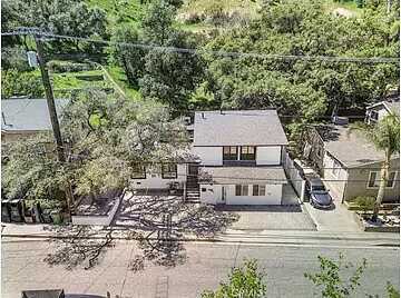 Charnoc, Los Angeles, CA 90068